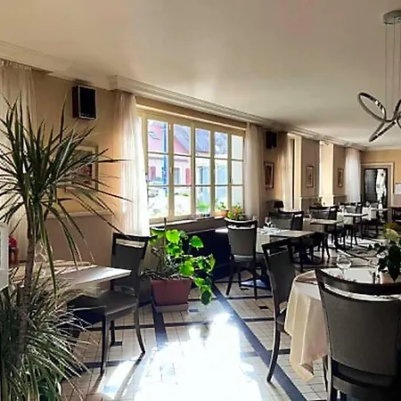 Logis Du Pont Neuf Ξενοδοχείο Le Veurdre
