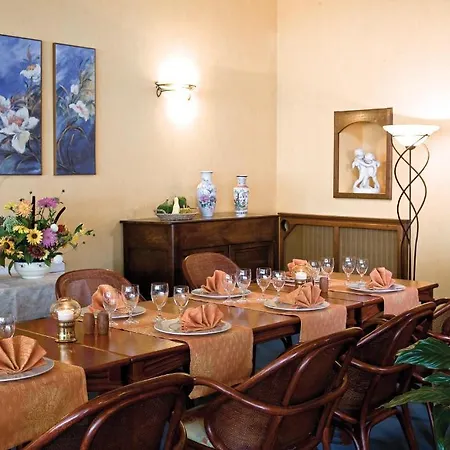 Logis Du Pont Neuf 3*