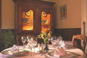 Otel Logis Du Pont Neuf 3*