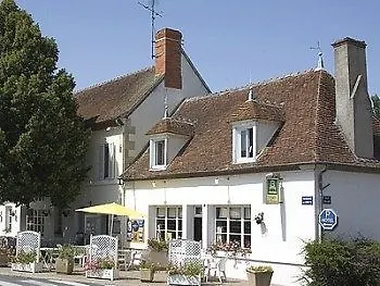 Logis Du Pont Neuf Otel