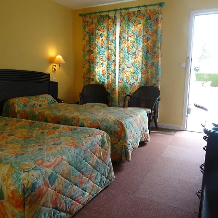 Logis Du Pont Neuf Otel Le Veurdre