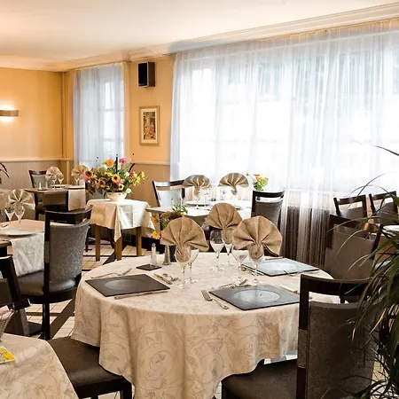 Logis Du Pont Neuf Le Veurdre